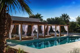 With many sizes, styles and price points, your lifestyle will be a big determiner for the type of camper that's right for you. Enorme Lifestyle Beach Resort Neue Hotels Holidaylifestyle