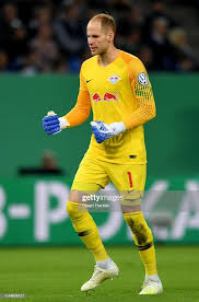 Paris sportifs paris sportifs pronostic leipzig istanbul basaksehir : Peter Gulacsi Of Leipzig Celebrates After Yussuf Poulsen Of Leipzig Sports Jersey Design Goalkeeper Soccer Goal