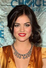 Round bun hairstyle inspirational best packing gel hairstyles in nigeria in 2019 a legit photograph from www.etiennebruce.com. 20 Most Flattering Haircuts For Round Faces