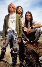 Kurt Cobain Wearing Ripped Jeans Before It Was Cool Grunge Outfits 90s 90s Fashion Grunge Grunge Outfits