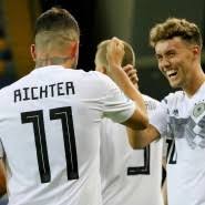 Schon als landesvorsitzende ihres kleinen brandenburger. Nach Auftaktsieg Bei U21 Em Poolparty Fur Deutsche Fussball Junioren