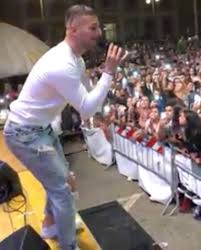 Lyrics for top songs by angelo famao. Corigliano Rossano Famao L Uomo Giusto Nel Posto Giusto