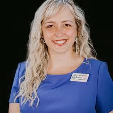 What are some good locally owned spray tan businesses in Conroe?