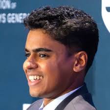 Avery Rush- E. (@AveryRushE1)