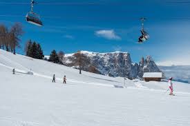 La decisione sugli skipass giornalieri. Coronavirus E Riapertura Degli Impianti Sciistici Intesa Tra Le Regioni Approvato Il Protocollo Di Sicurezza Per La Stagione Invernale 2020 2021 Ora Al Vaglio Del Governo Dolomiti Review