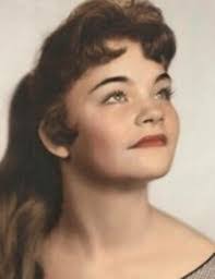 Laura Hulsey's Instagram, Twitter & Facebook