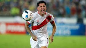 We try to collect the largest numbers of png images on the web. Gianluca Lapadula Las Mejores Fotos De Su Llegada A Lima Seleccion Peruana Eliminatorias Qatar 2022