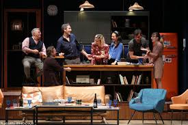 Cinema e teatro come Perfetti sconosciuti? al Manzoni la resa della  pellicola lascia a desiderare, e non per gli attori - Milano a Teatro