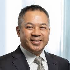 Lauren Gizzi's Instagram, Twitter & Facebook