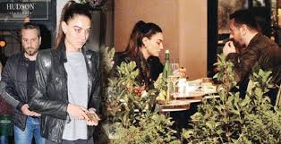 Tescilli güzel başarılı oyuncu hande subaşı ile eşi can tursan, tek celsede anlaşmalı olarak boşandı. Hande Subasi Ve Can Tursan Yemekte