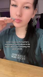 thanks noah🥰🥰 creds to @Cutter Whitley @Noah Kahan #noahkahan #unreleased  #busyheadnoahkahan #capeelizabethmaine #iwasiam #livefromfenway  #stickseason #thegreatdivide