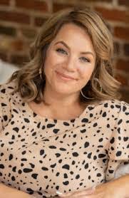 Candace Ochoa's Instagram, Twitter & Facebook