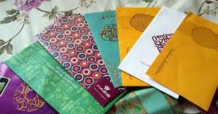 Contohnya orang cina juga akan berikan sampul duit raya kepada kenalan dan saudara mereka yang mereka sebut ianya sebagai angpow. Tak Sempat Ke Bank Tukar Duit Raya Jangan Risau Guna Mesin Atm Je Rileklah Com