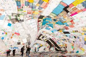 Véritable destockeur professionnel, le hangar des marques propose fin de série et lots de grandes marques associés à des achats classiques. On Air Live With Studio Tomas Saraceno