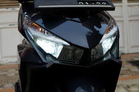 Itulah cara memperbaiki lampu led pada led tv, tanpa harus mengganti keseluruhan dari lebaran pcb yang menampung lampu led tersebut. Cara Mudah Ganti Lampu Pelat Nomor Vario Pakai Led Bikin Motor Lebih Elegan Kumparan Com