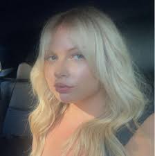 💔 Should you keep souvenirs from my BD? 🏮