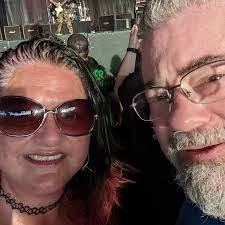 Melissa Tibbets's Instagram, Twitter & Facebook