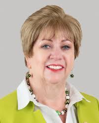 Joni Quinn's Instagram, Twitter & Facebook