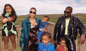 Kim Kardashian Receives Incredible Valentine S Day Gift It S Mommy And Daddy Hello