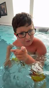 K3VIN_G can be YOUR IDOL! Happy Saturyay MY FRIENDS! #kpopdemonhunters  #singing #saturyay #k3vingabor #instagram #foryou #fyp