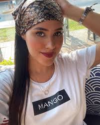 Vanessa Daniels updated her cover photo.