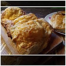 хачапури с сыром из слоеного теста рецепт с фото Hachapuri S Vetchinoj I Syrom Recept V 2020 G Idei Dlya Blyud Sloenoe Testo Syr