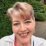 Vanessa Donelson's Instagram, Twitter & Facebook