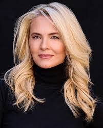 Sheila Winslow's Instagram, Twitter & Facebook