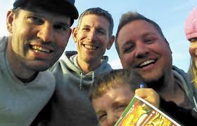 One man's quest to test the bonds of social-media friendships