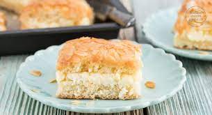 klassischer bienenstich vom blech backen macht glucklich rezept bienenstich backen macht glucklich blechkuchen rezepte