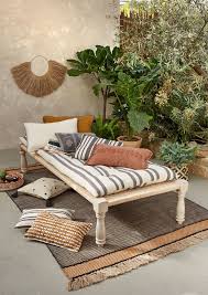 La Redoute Interieurs Meubles Et Decoration Automne Hiver 2020 2021 Le Catalogue Est En Ligne Planete Deco A Homes World En 2020 Mobilier De Salon La Redoute Interieurs Coussin Brode