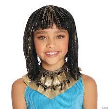 Cleopatra was the first ptolemiac ruler who could actually speak egyptian, they were that haughty essentially cleopatra was almost certainly of majority macedonian descent and so we chose to depict. Kids Gold Black Cleopatra Wig Oriental Trading