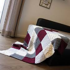 Dazu brauchte sie weder eine anleitung, noch musste sie die maschen oft auflassen. Patchwork Decke Stricken Warme Decke