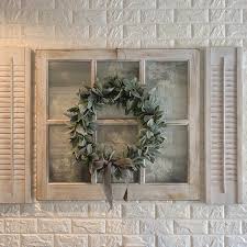 Pin By Nana Rainy On Diy Projects To Try In 2020 Shutter Wall Decor Window Frame Decor Shutter Wall