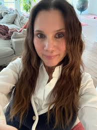 Hi, my name is Ron. My 70th birthday will be in a few days! I'm hoping for  an amazing birthday! I live in Rockland County, NY. I am not religious, but  I