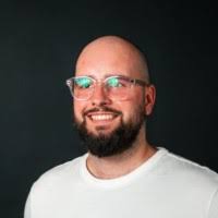 100+ perfiles de «Ripperger»