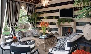 What The Kardashians Teach Us About Interior Design Ashlina Kaposta Jenner House Home Kris Jenner House