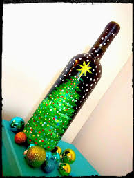 These Wine Bottle Designs Provide A Bunch Of Techniques To Reuse And Reinvented This Everyday Merchandise Painted Wine Bottles Bottle Crafts Wine Bottle Crafts