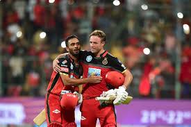 2018 dhoni finishing with sixes, from audience camera. Ipl 2018 Match 24 Rcb Vs Csk Statistical Preview