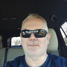 Robert Hutchins (@roberthutchins1) · Instagram photos and Reels