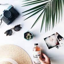 Pinterest Ellaawalshh Tropical Af Stark White Background Pop Of Green Texture Pop Flat Lay Photography Flatlay Photography Ideas Instagram Photography