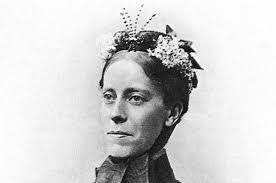 Dorcas Kelly's Instagram, Twitter & Facebook