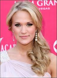 A side hairstyle will work awesome on long hair. Prom Hairstyles For Long Hair Women Hairstyles Side Ponytail Hairstyles Side Ponytail Wedding Hairstyles Side Ponytail Wedding