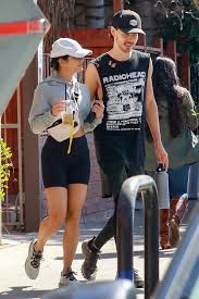 March 16, and austin butler dating rumours as james wilke wilkerson in january 2020, his starsign is an american: Vanessa Hudgens And Austin Butler In Studio City 10 08 2018 Celebmafia