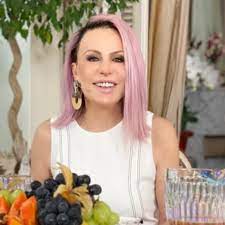 Receita de hoje 15/09 ana maria braga bolo de fubá com requeijão mais você ] tv culinária apostila/curso bolo. Mais Voce Ana Maria Braga Troca Cabelo Rosa Por Lavanda
