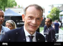 Andrew moore hi-res stock photography and images