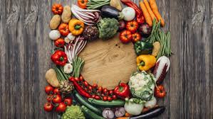 Invece, gli alimenti che derivano interamente dalle piante, come la verdura, la frutta e i cereali, non contengono colesterolo. Cibi Che Abbassano Il Colesterolo