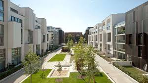 Geräumige neubauwohnungen von 120 m² kosten rund 696.720 €. 4 Zimmer Wohnung Zum Verkauf Marthashof 10435 Berlin Prenzlauer Berg Prenzlauer Berg Mapio Net