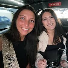 Samantha August's Instagram, Twitter & Facebook