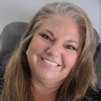 Kimberly Treptow's Instagram, Twitter & Facebook